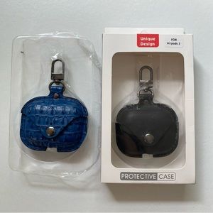 Pair of airpod charging case